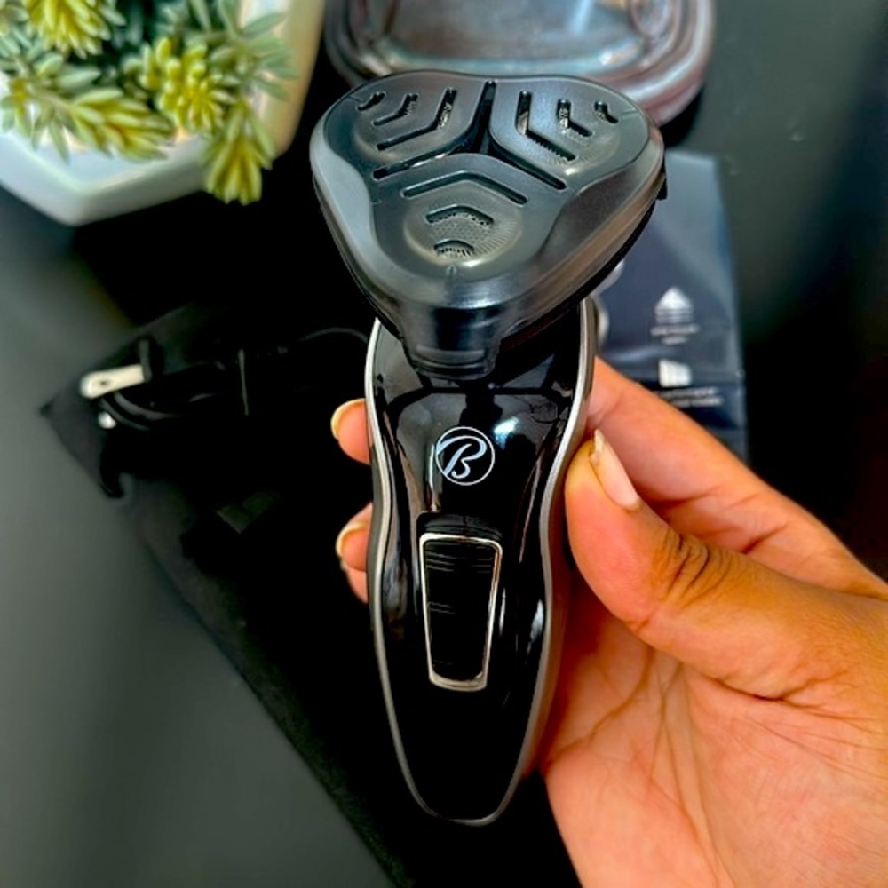 Electric 3 Head Rotary Shaver